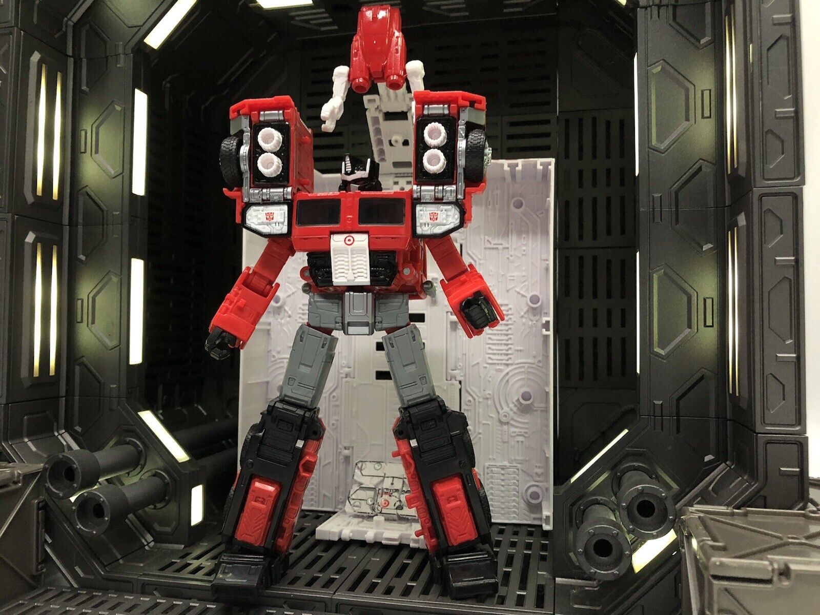 Target Optimus Prime And Autobot Bullseye In-Hand Images